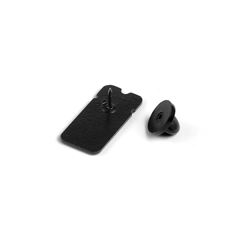 L'avventura attende spilla sma - Outdoor Adventure Kit recensione e prezzo